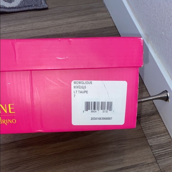 Used booties - Picture 2 of 6